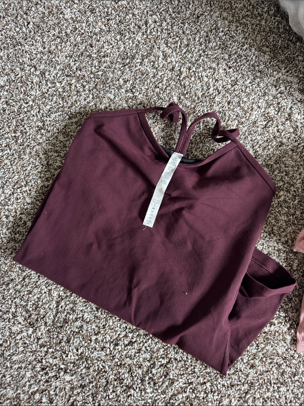 lululemon athletica Women's Strappy Tank - Plum